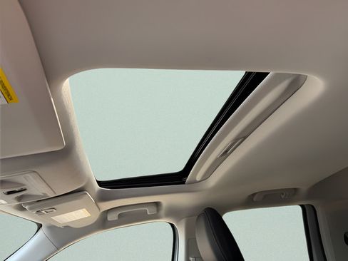 New 2026 Ford Maverick Tremor AWD/4WD image 8