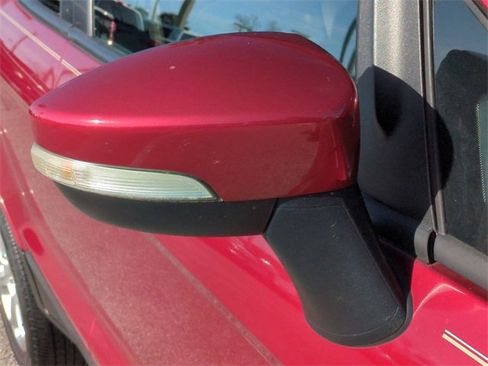 Used 2020 Ford EcoSport SE w/ SE Convenience Package image 12