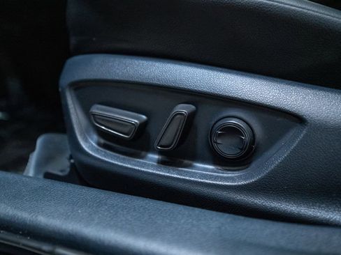 Certified 2023 Toyota Camry SE w/ Convenience Package image 21