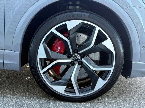 Certified 2024 Audi RS Q8 4.0T w/ Black Optic Package image 60