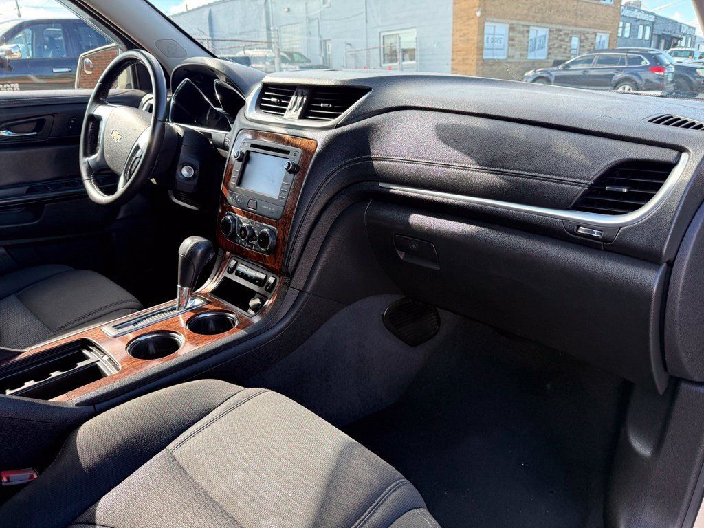 Used 2014 Chevrolet Traverse LT AWD/4WD image 30