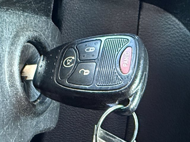 Used 2016 Jeep Wrangler Unlimited Sahara w/ Dual Top Group AWD/4WD image 25