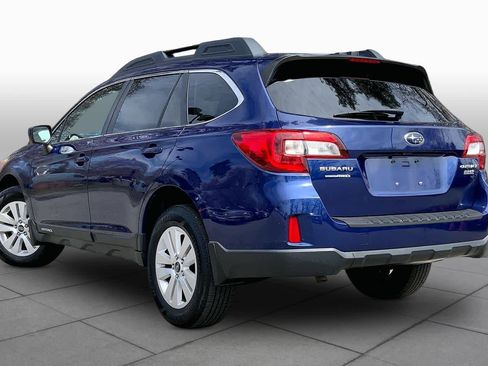 Used 2015 Subaru Outback 2.5i Premium image 12