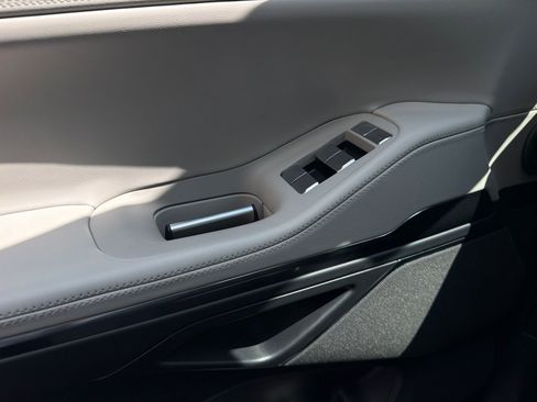 New 2026 Lincoln Navigator Reserve AWD/4WD image 37