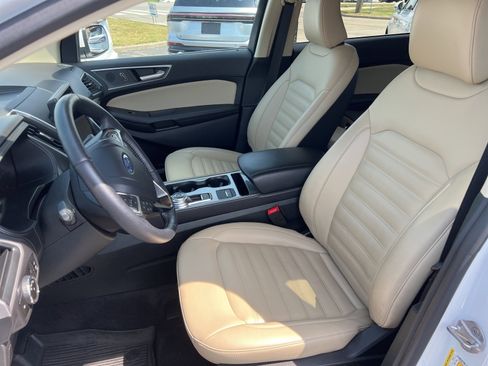 Used 2023 Ford Edge SEL w/ Convenience Package image 15