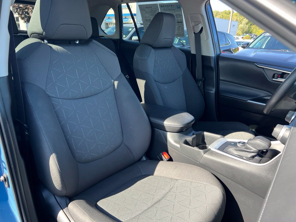 Used 2023 Toyota RAV4 AWD Hybrid image 26
