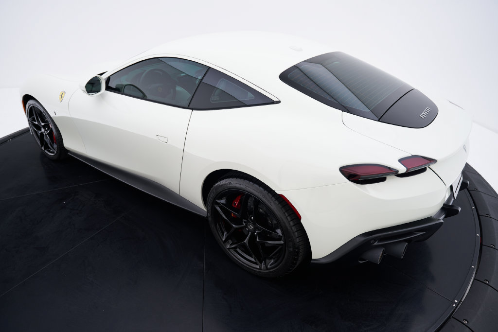 Used 2022 Ferrari Roma RWD image 28