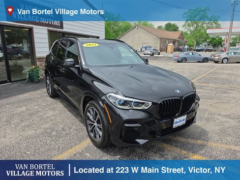 Used 2023 BMW X5 xDrive40i w/ Executive Package AWD/4WD image 3