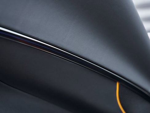 Used 2025 McLaren Artura Spider image 35