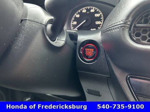 Certified 2024 Honda HR-V LX image 19