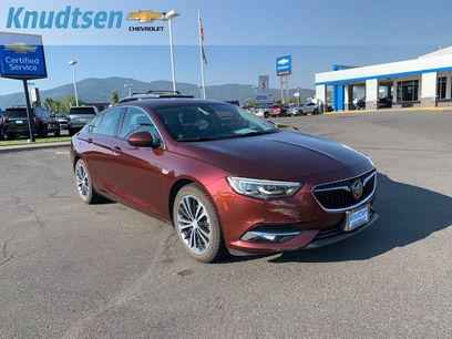 Used 2018 Buick Regal Essence w/ Driver Confidence Package #1