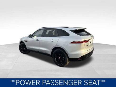 Used 2022 Jaguar F-PACE S image 11