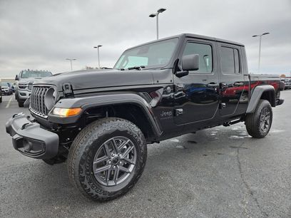 New 2026 Jeep Gladiator Sport