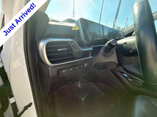 Used 2025 Kia Telluride S FWD image 41