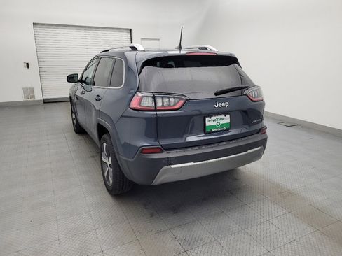 Used 2019 Jeep Cherokee Limited FWD image 6