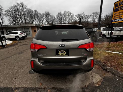 Used 2014 Kia Sorento EX w/ EX V6 Touring Package image 6