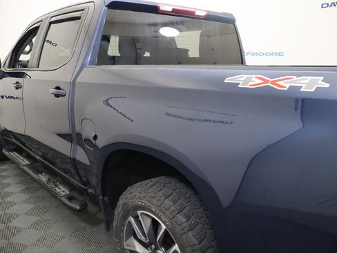 Used 2020 Chevrolet Silverado 1500 RST w/ RST Value Package AWD/4WD image 11