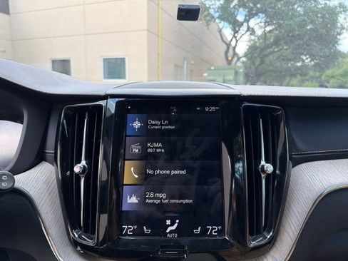 Used 2018 Volvo XC60 T5 Inscription AWD/4WD image 10
