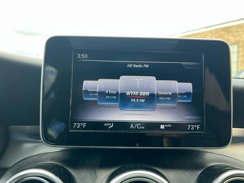 Used 2018 Mercedes-Benz GLC 300 4MATIC w/ AMG Line image 39