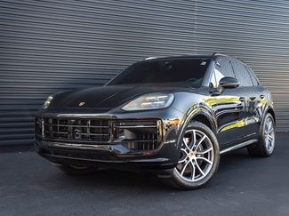 Certified 2025 Porsche Cayenne AWD/4WD video 1