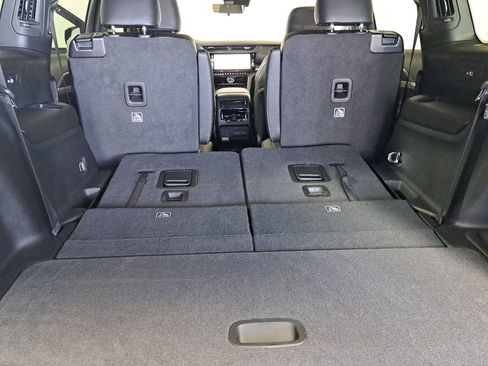 New 2026 Jeep Grand Cherokee L Limited w/ Limited Altitude Package RWD image 28