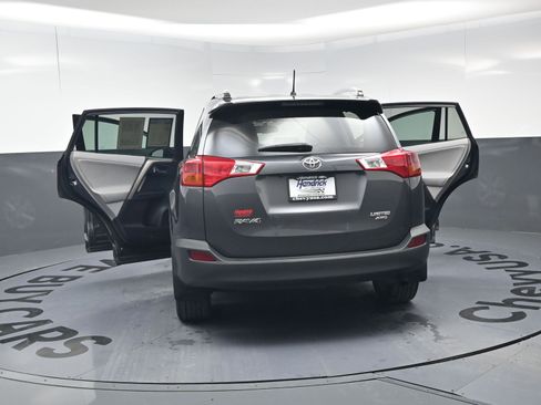 Used 2013 Toyota RAV4 Limited image 29