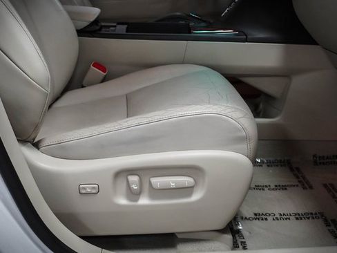 Used 2011 Lexus RX 350 2WD w/ Premium Pkg image 24