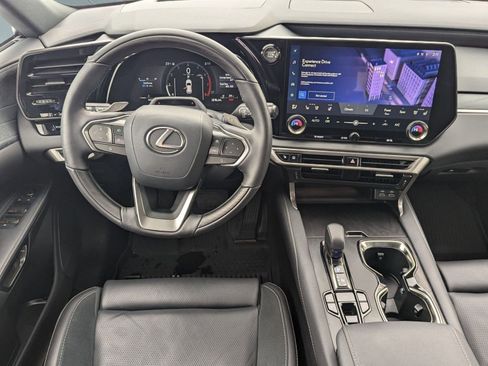 Certified 2025 Lexus RX 350 w/ Luxury Package image 27