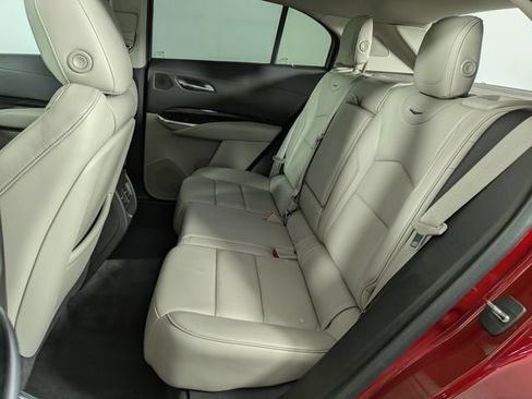 Used 2019 Cadillac XT4 Premium Luxury FWD image 29