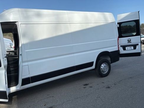 Used 2023 RAM ProMaster 2500 FWD image 26