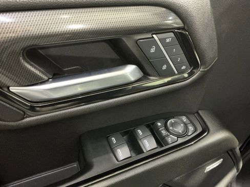 Used 2024 GMC Sierra 3500 AT4 w/ AT4 Premium Plus Package image 23