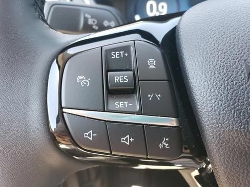 Used 2024 Ford Escape Platinum AWD/4WD image 18