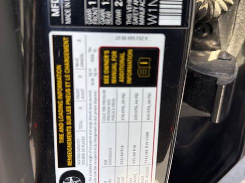 Used 2021 Mercedes-Benz GLC 300 4MATIC image 13