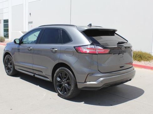 Used 2022 Ford Edge SE w/ Black Appearance Package AWD/4WD image 7