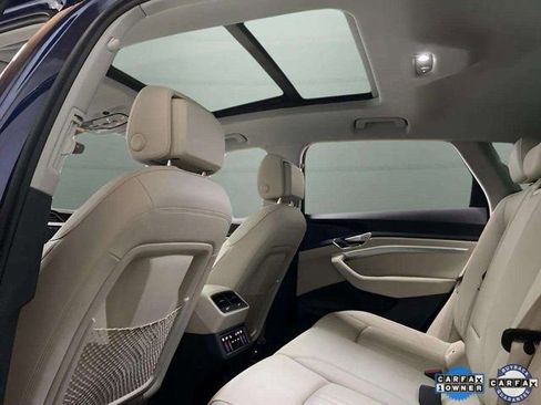 Used 2021 Audi e-tron Premium image 28