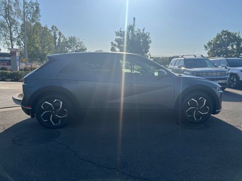 Certified 2024 Hyundai Ioniq 5 SEL RWD image 8