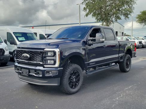 Certified 2025 Ford F250 Lariat w/ Lariat Ultimate Package AWD/4WD image 2