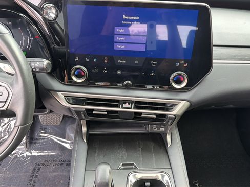 Used 2023 Lexus RX 350 w/ Accessory Package (Z1) AWD/4WD image 21