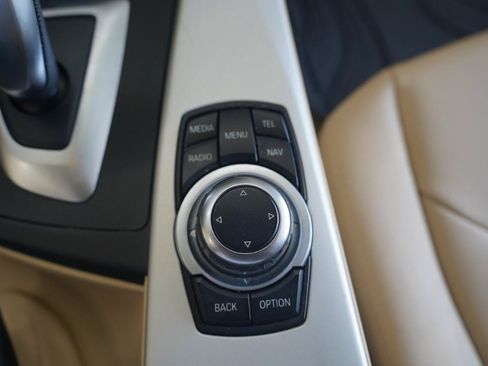 Used 2013 BMW 320i Sedan RWD image 21