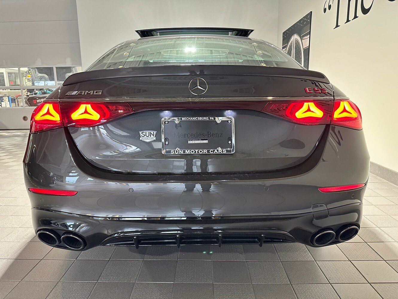 Certified 2025 Mercedes-Benz E 53 AMG e 4MATIC Sedan image 5