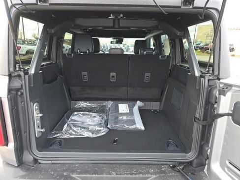 Used 2024 Ford Bronco Outer Banks image 16