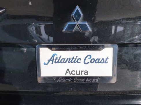 Used 2024 Mitsubishi Outlander SE image 12