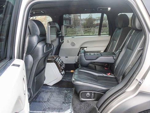 Used 2017 Land Rover Range Rover Long Wheelbase Autobiography image 18