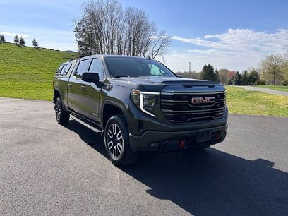 Used 2023 GMC Sierra 1500 AT4 w/ AT4 Preferred Package