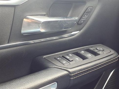 Used 2025 RAM 1500 Laramie AWD/4WD image 20