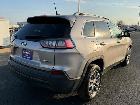 Used 2019 Jeep Cherokee Latitude Plus image 12