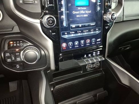Used 2020 RAM 1500 Big Horn AWD/4WD image 22