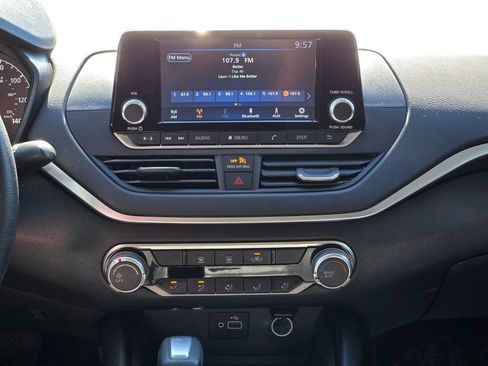 Used 2022 Nissan Altima 2.5 S image 16