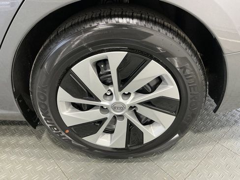 Used 2025 Nissan Altima 2.5 S image 27