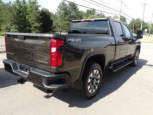 Certified 2022 Chevrolet Silverado 2500 Custom w/ Custom Value Package AWD/4WD image 4
